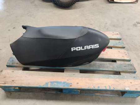 Käytetty viallinen Polaris kelkan penkki RR600 2684163 ASM-SEAT RR 2684163